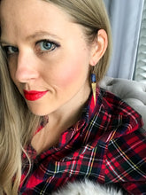 Load image into Gallery viewer, Lapis Lazuli Spike earrings- blue